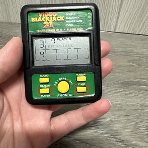 Radica Video Blackjack 21 Handheld Electronic Game Model 450 Small Tested Works